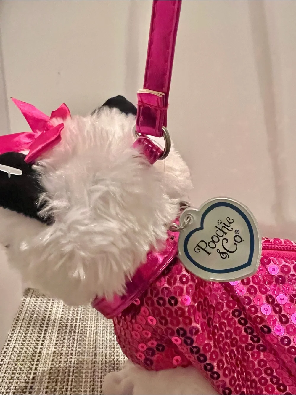 NEW Poochie & Co. Sequin Plush Dog Crossbody Carrier Bag in Hot Pink.